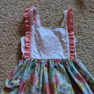 Girls dress